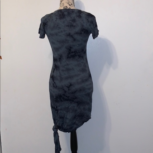 Young, Fabulous & Broke V-Neck Dress - Picture 4 of 5